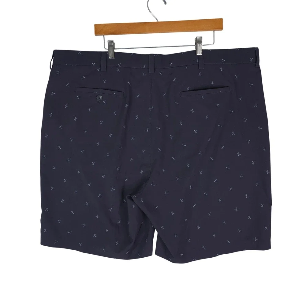 Roundtree & Yorke Performance Golf Shorts Mens 46B Navy Blue Stretch Golf Club